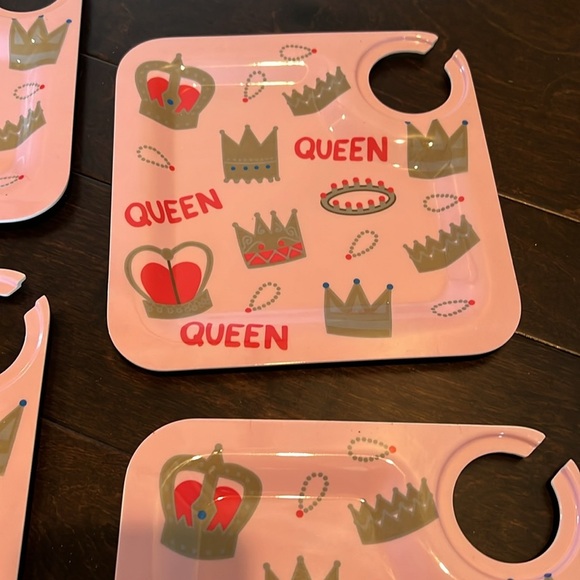 Lolita Queen Melamine wine plates set 4 - Picture 4 of 6